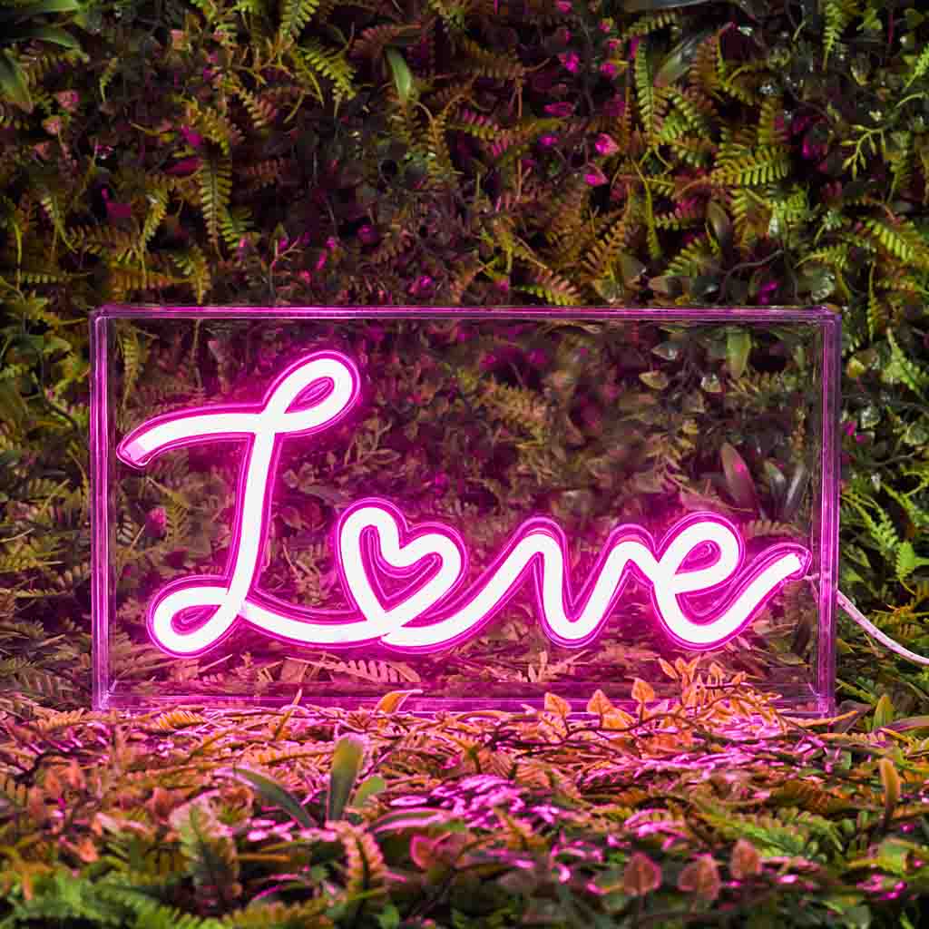 Lampe acrylique led effet neon Love M12
