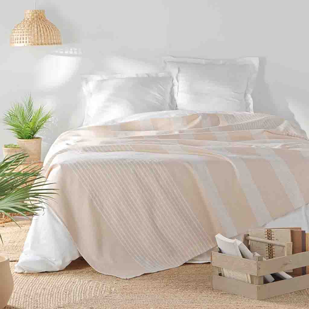 Couvre lit 2P 240x260cm coton/polyester tisse Adele naturel