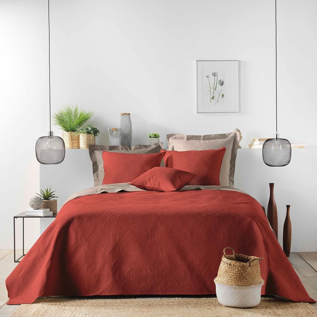 Couvre lit 2P matelasse 220x240cm microfibre unie ROMANE Terracotta 100% polyester